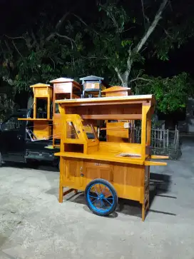 Gerobak Angkringan jg Melayani Pesanan Grobak Bakso Mie Bubur Sate dlL