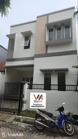 Dijual Rumah BARU GRESS 2 Lantai Griya Asri Pakuwon City