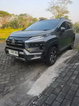 Mitsubishi Xpander Cross AT