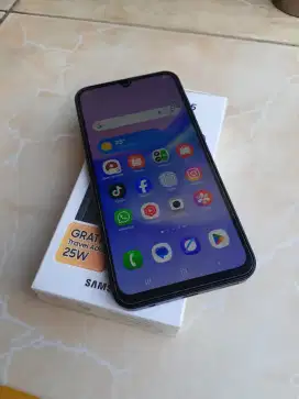 Samsung a15 8/256