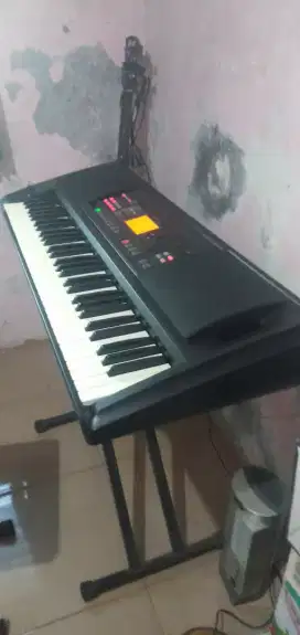 DIjual Keyboard Korg EK50
