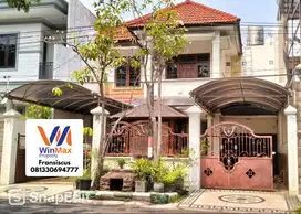 Dijual Cepat Rumah 2 lantai Siap Huni di Boulevard perumahan Taman Pon