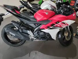 Motor Yamaha R15 tahun 2014