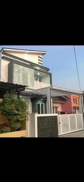 Rumah Cluster Estetik Cantik Dengan 3 BR di HI