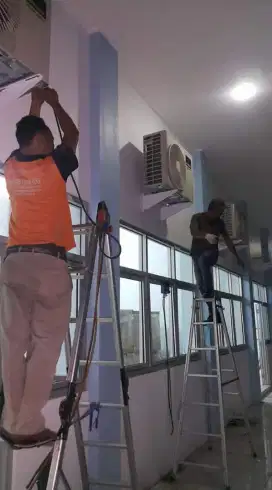 SERVICE AC BERGARANSI