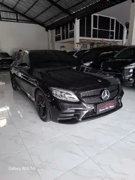 MERCEDES BENZ C300 Hitam 2019
