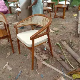 Kursi cafe jati, kursi cafe rotan, kursi cafe estetik, kursi jati