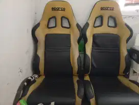 Jok Mobil Racing