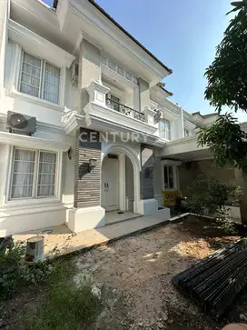 Rumah Di Greenwood Lippo Cikarang Baru Renovasi