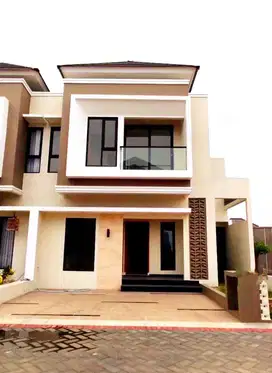 Rumah Mewah 2Lt di Perumahan Premium Kartasura