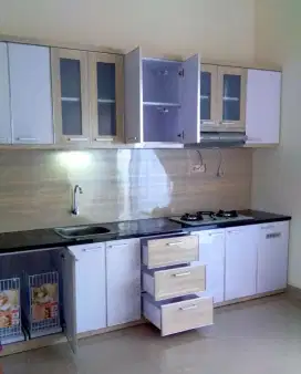 Kitchen set permeter