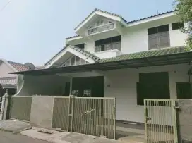 DIJUAL CEPAT !!  Rumah di komplek Inkopol Kranji Bintara