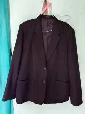 Jas blazer warna hitam