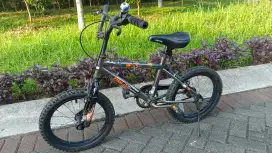 Sepeda anak ukuran 14 inc