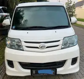 Daihatsu Luxio 2012 Bensin