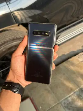 Samsung S10+ mantan flagship murah