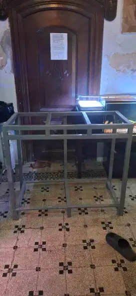 Rak akuarium kokoh