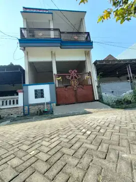 Di jual rmh 2 lsntsi dekat bandara juanda