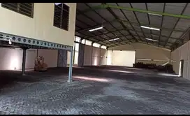 Disewakan Gudang Margomulyo Permai dekat suri mulia Angtropolis tandes
