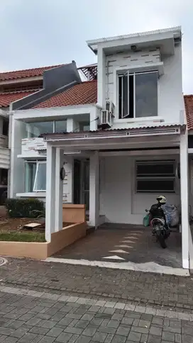 Disewakan Rumah di Kota Baru Parahyangan, Nyaman SHM Tatar Mayangsunda