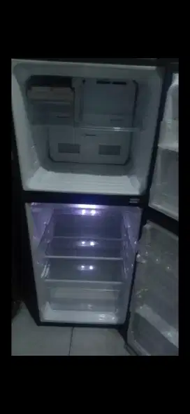 Jual kulkas 2 pintu normal dingin beku cepat merk SHARP