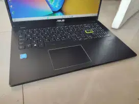 Asus kekinian intel n4020 FHD ram 4gb ssd 128gb bat5jam backlit nomins