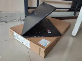 Acer like new athlon 2,3ghz ram 8gb ssd 256gb radeon 5gb FHD terawat