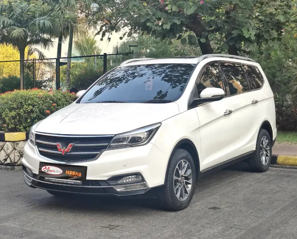 DP 5 jt WULING CORTEZ L LUX AMT 2018 SUNROOF