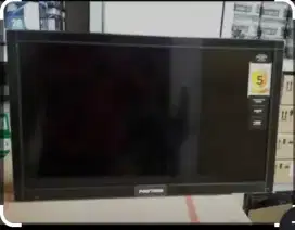 Jual tv 24 in politron masih nyala dari baru