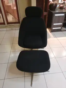 Kursi empuk santai