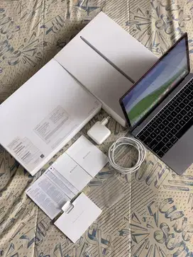 Macbook Retina 12” ibox 2020 Fullset Istimewa