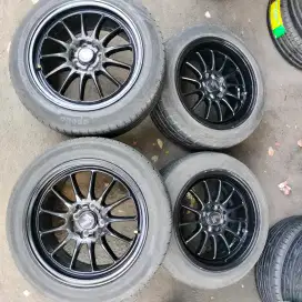Velg lenso R16 pcd 4x100/114,3 original Made in Thailand. Ban 195/55