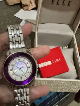 Jam tangan ELLE
