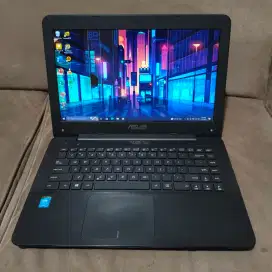 Laptop Asus Core i3