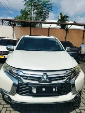 Mitsubishi Pajero sport Dakar 2016