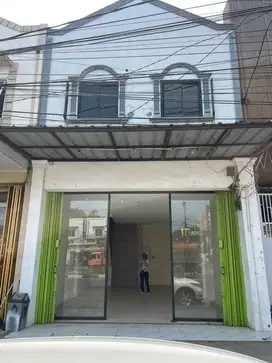Disewakan/Dijual Ruko 2 Lantai Siap  Huni di Jalan Raya Cileungsi