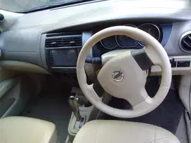 Nissan Grand livina 2010 Bensin