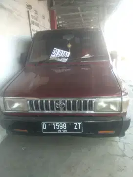 Mobil kijang tahun 1996