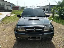 Di Jual Suzuki Grand Escudo 2.0i Tahun 2002