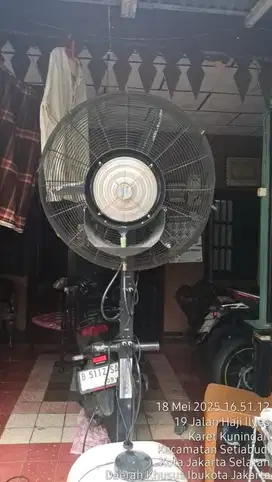 Spray fan Kipas Angin Embun Misty Cool 26 inch