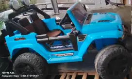 Di Jual Mobil Aki