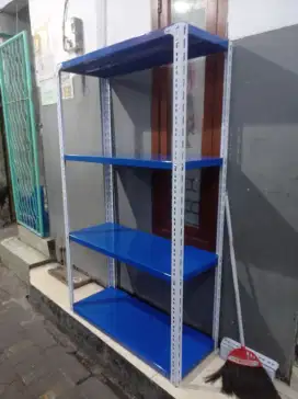 Rak besi spesial tempat barang