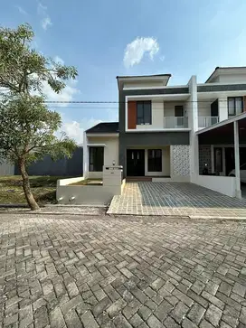 EMERALD GARDEN SIAP HUNI DI TEMBALANG