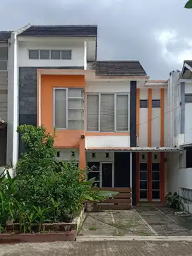 Rumah Sariwangi Residence Lingkungan Asri Tanah Besar Jarang Ada