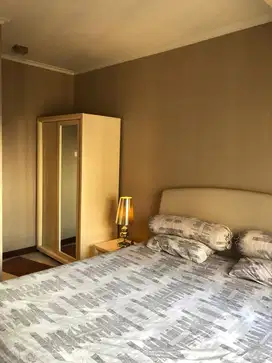 Disewakan Apartemen Waterplace 3BR Pakuwon Indah