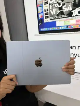 CREDIT MACBOOK AIR