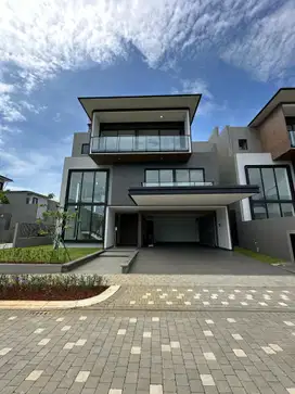 Rumah Mewah Layton Navapark BSD City