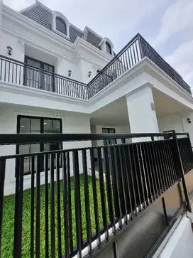 Dijual Rumah Desain Mewah Brand New di Sektor 3 Bintaro