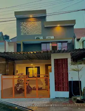 Rumah di Pantai Mentari SBY habis renov dengan harga terbaik
