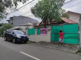 Dijual cepat rumah + kontrakan di mampang harga mendekati njop